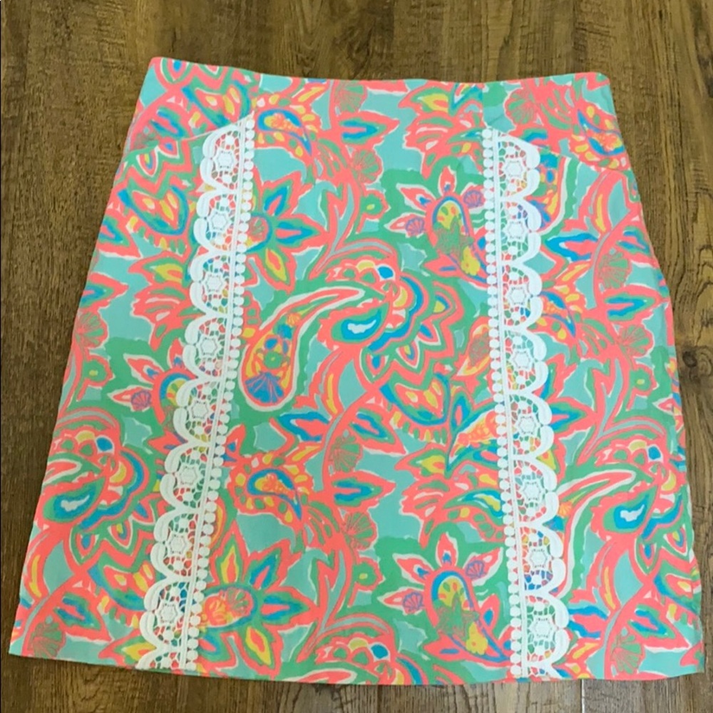 Lilly Pulitzer Printed Mini Skirt Size 8 Bright Tropical Lace Trim